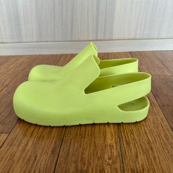 Bottega Veneta Puddle Sandal, IT41/US8 - Picture 2 of 13